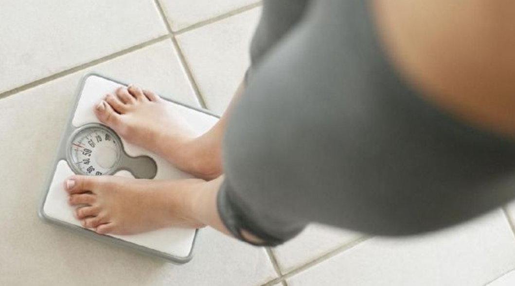 Alasan Ilmiah Menimbang Berat Badan Sebaiknya Dilakukan Pagi Hari
